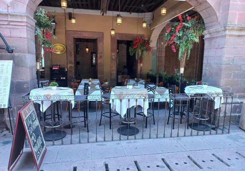 Отель Plaza De Armas