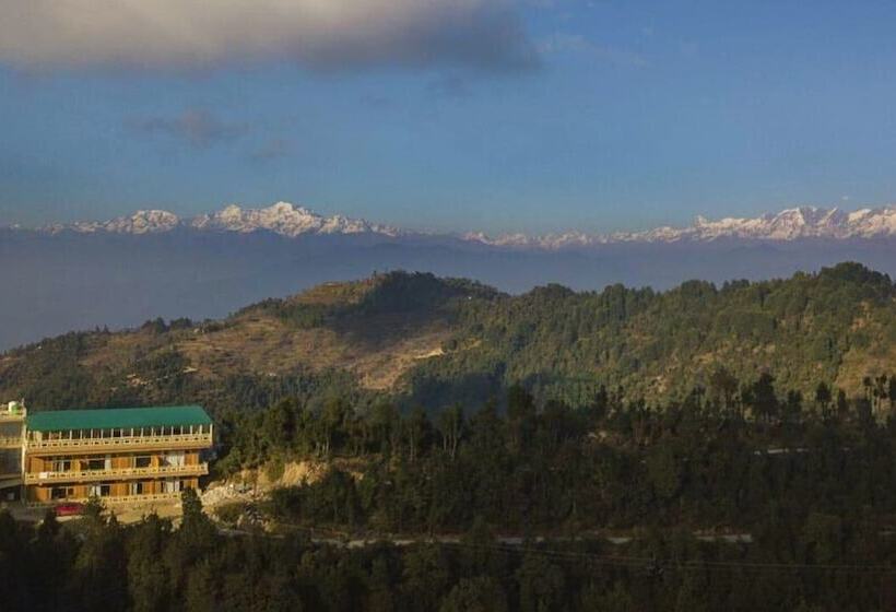 فندق The Royals Apricot Garden