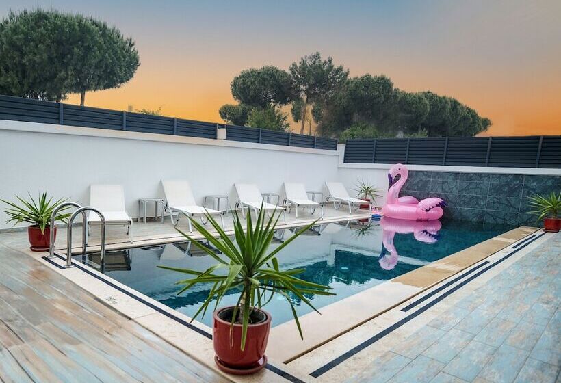 فندق Umbelo Suites Dalyan