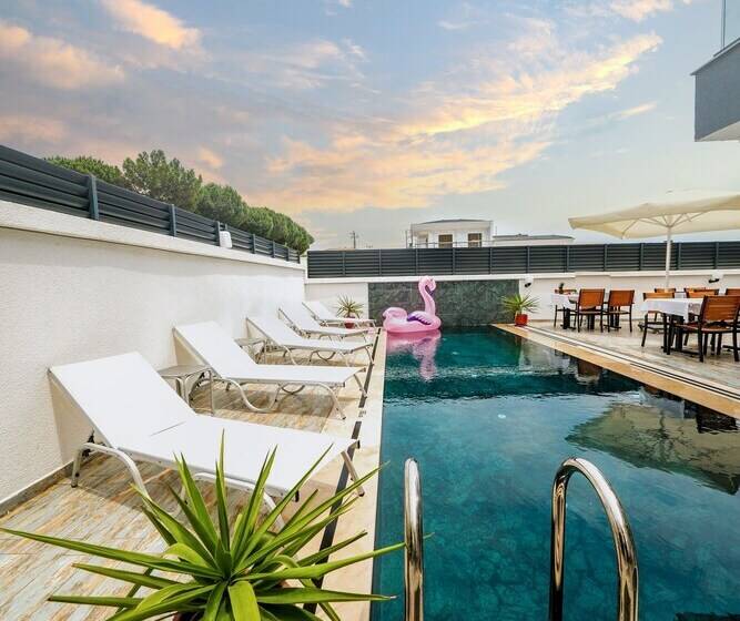 فندق Umbelo Suites Dalyan