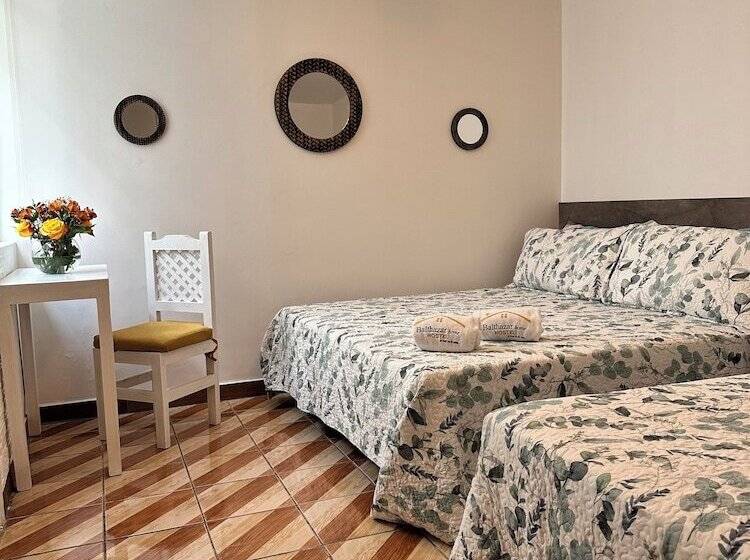 Pension Casa Balthazar Hostel