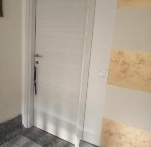 بنسيون La Casa Di Elisa Affittacamere