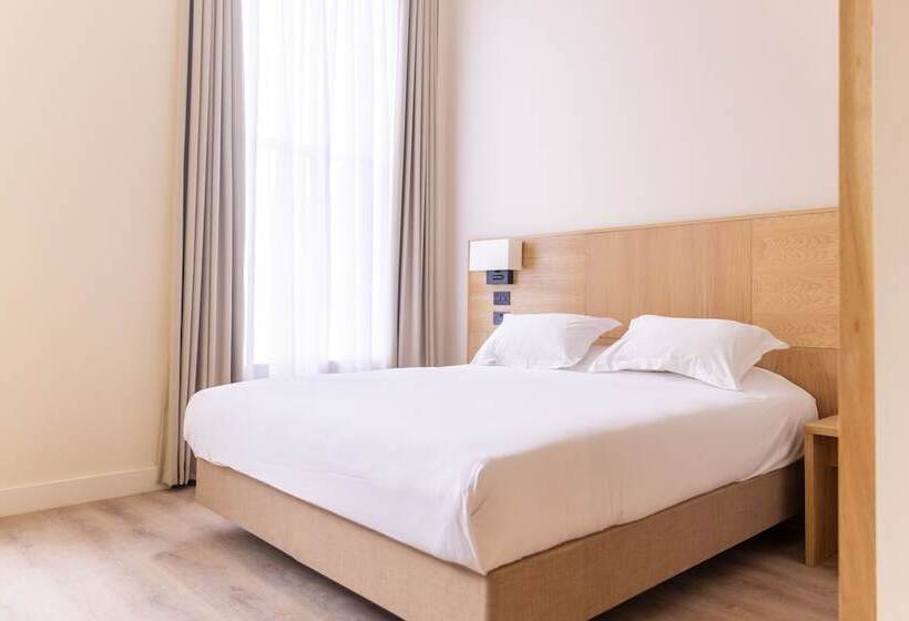 School Lane Hotel In Liverpool One