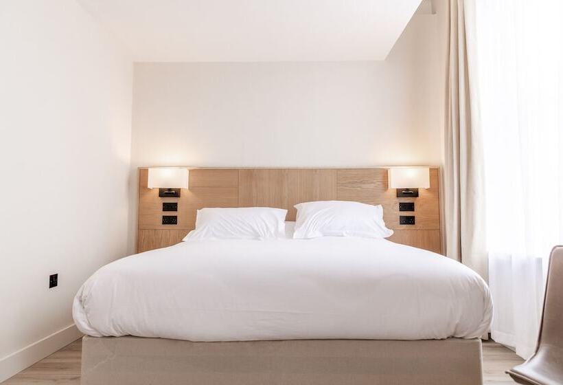 School Lane Hotel In Liverpool One