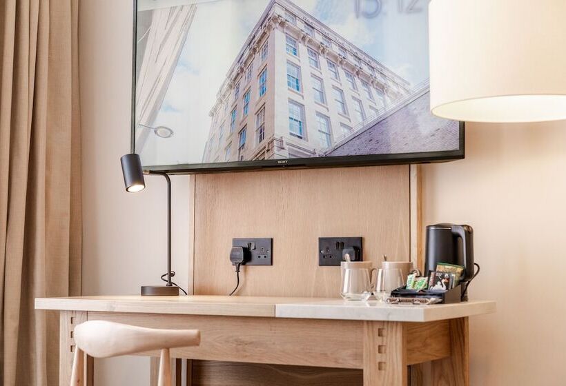 School Lane Hotel In Liverpool One