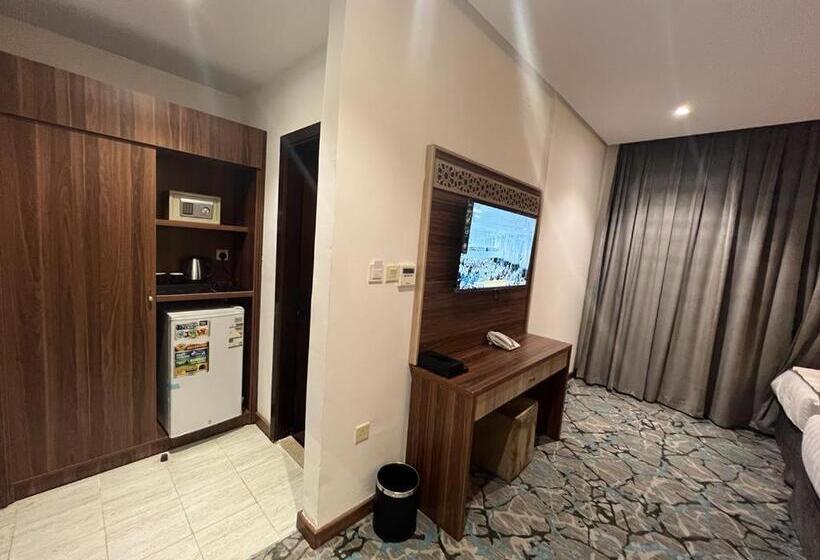 فندق بياك أوتيل الروضة