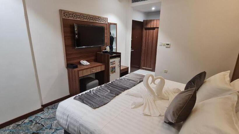 فندق بياك أوتيل الروضة