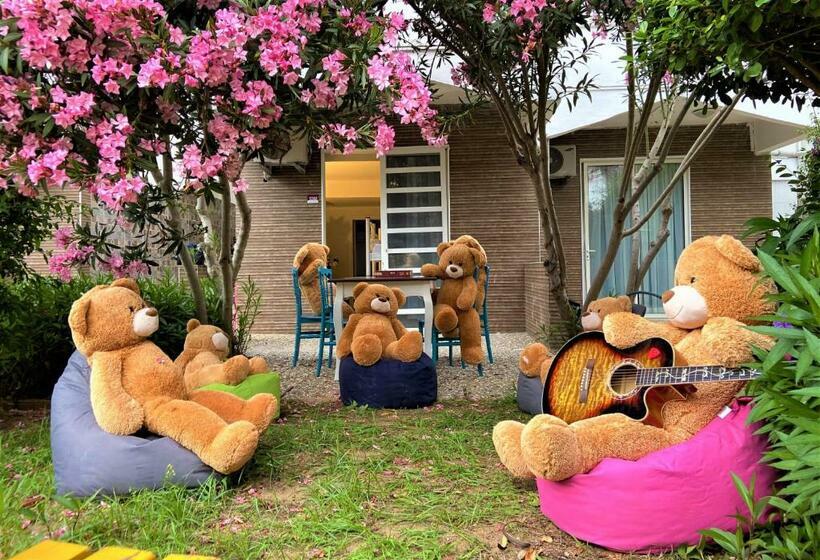 호스텔 Anjeli̇q Social Hub