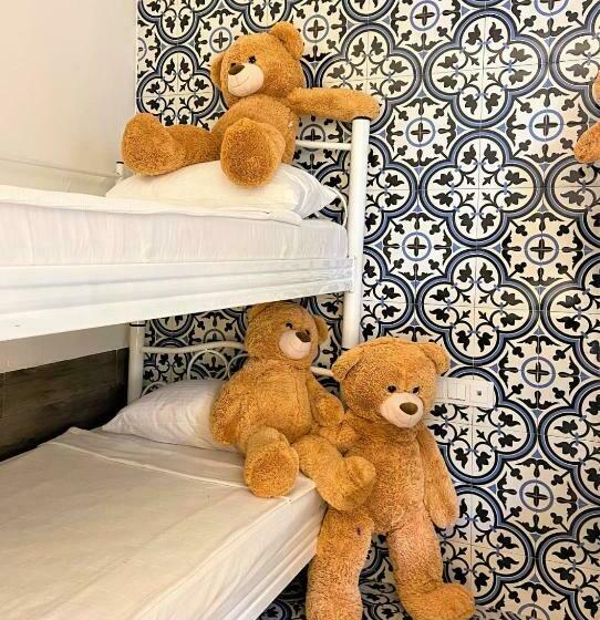 호스텔 Anjeli̇q Social Hub