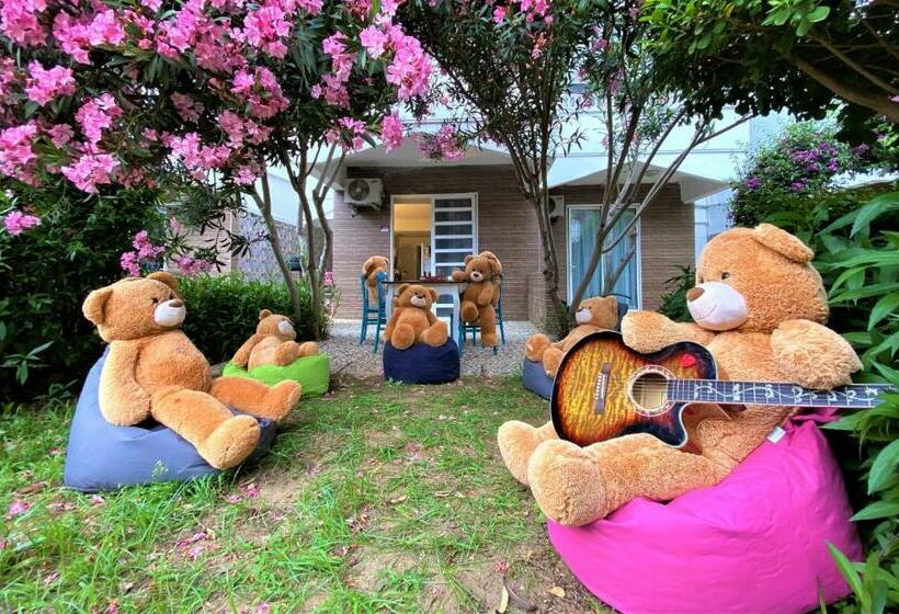 호스텔 Anjeli̇q Social Hub