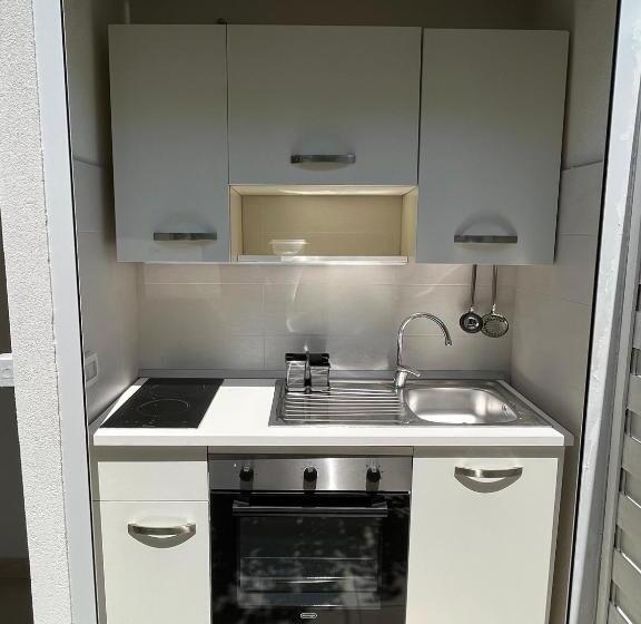 مبيت وإفطار Aurantia   Mediterranean Tale