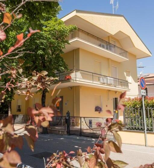 Bed and Breakfast Room And Breakfast Da Laura