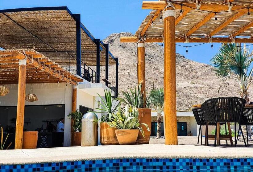 ホテル Casalabastilla