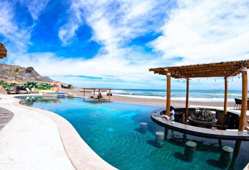 ホテル Casalabastilla