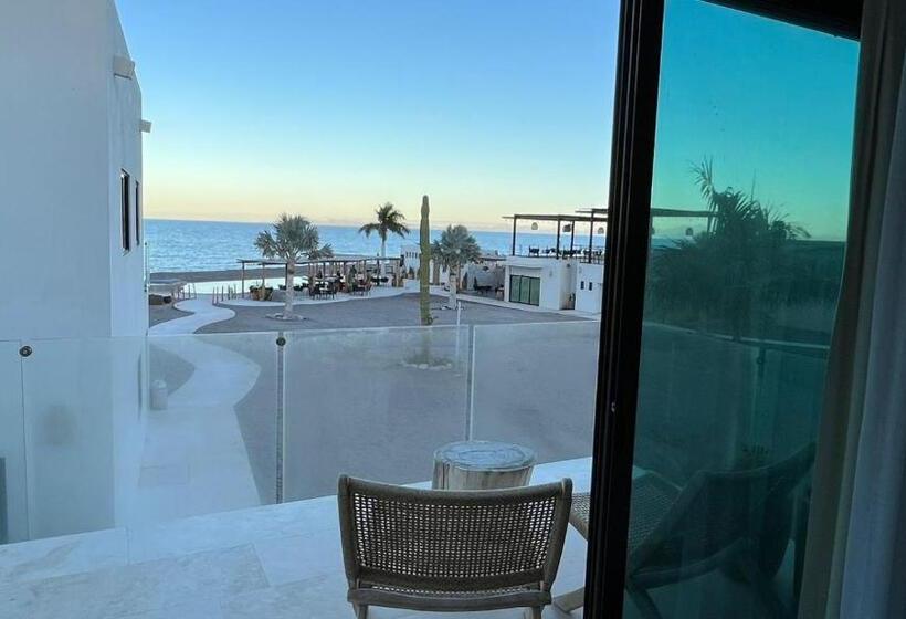 هتل Casalabastilla