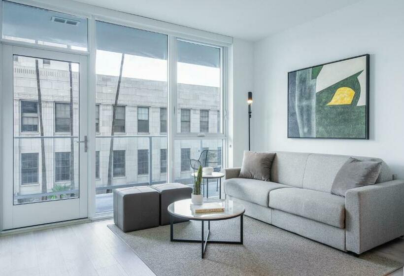 فندق Level Long Beach   East Village