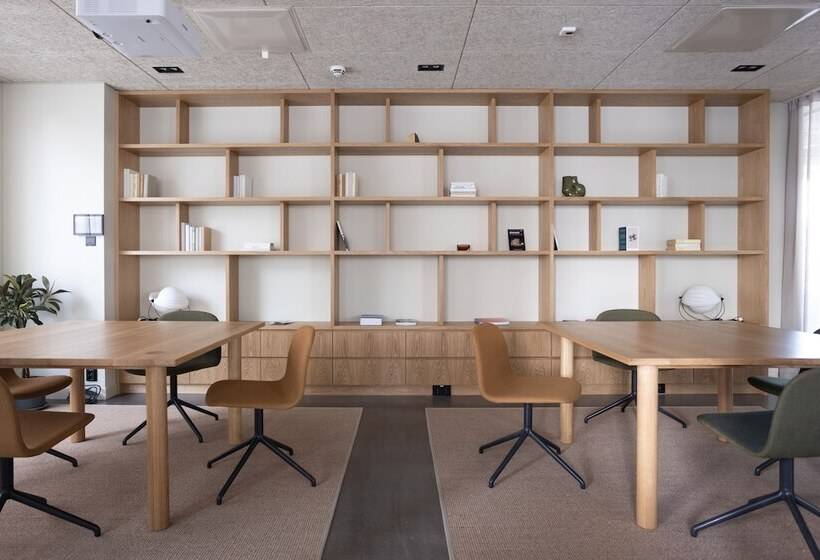 ホテル Noli Herttoniemi