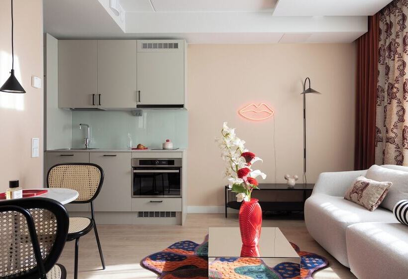 ホテル Noli Herttoniemi