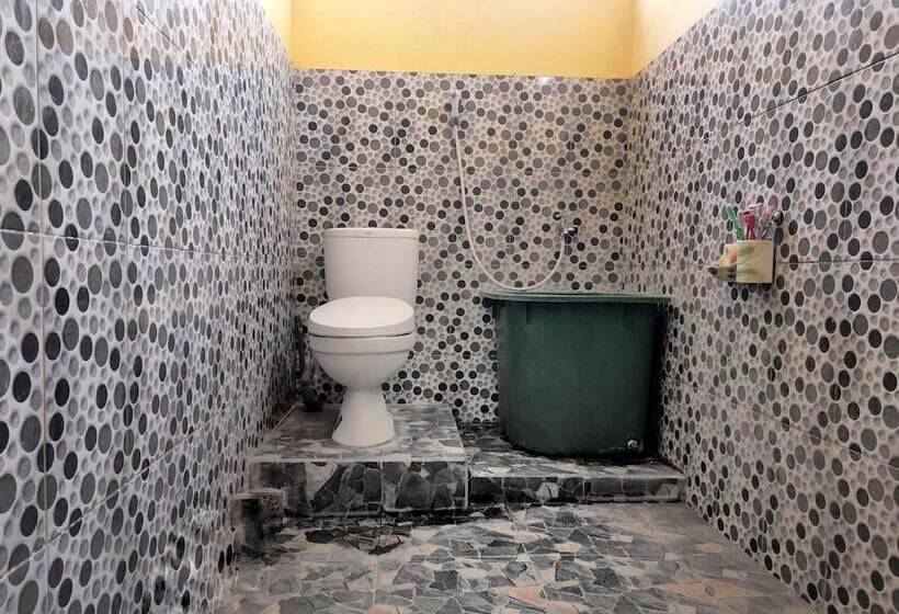 فندق Oyo 92357 Zzip Homestay