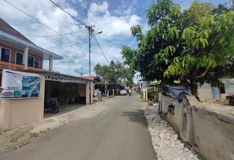 فندق Oyo 92357 Zzip Homestay