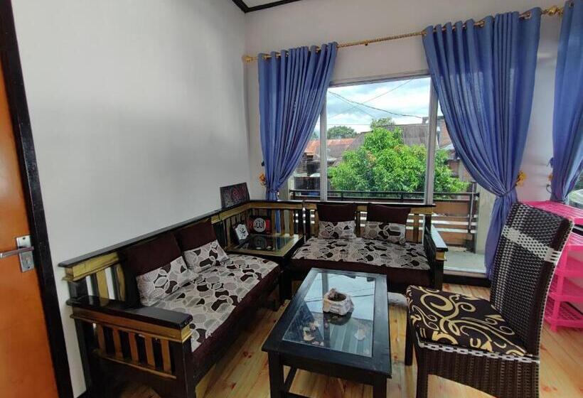 فندق Oyo 92357 Zzip Homestay