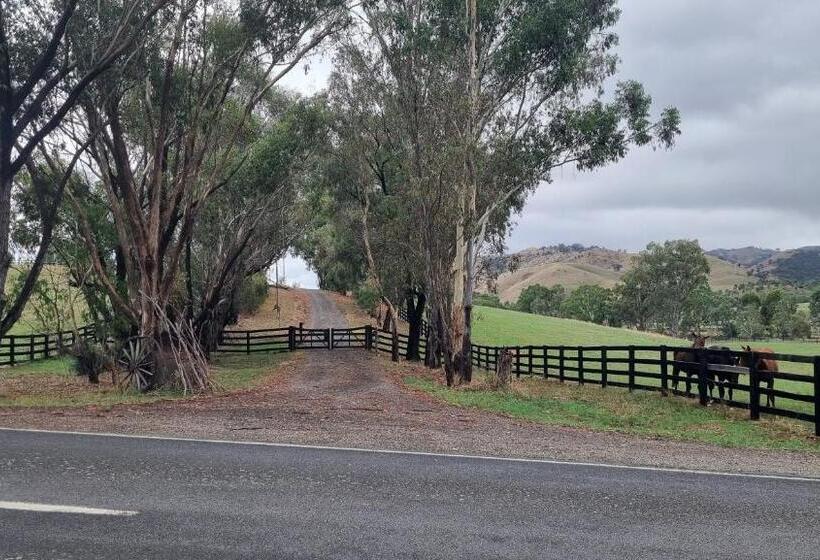 호텔 The Stables   Farm Stay