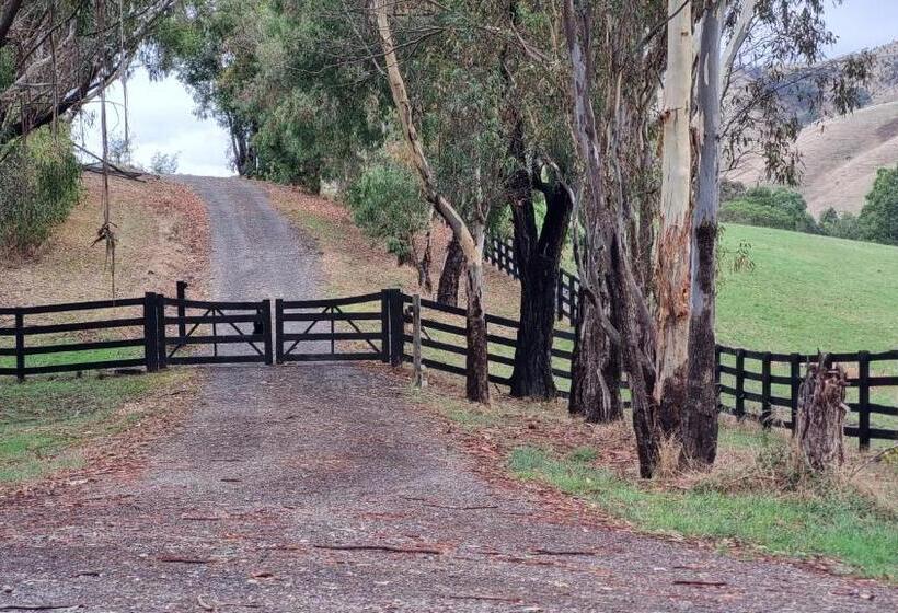 호텔 The Stables   Farm Stay