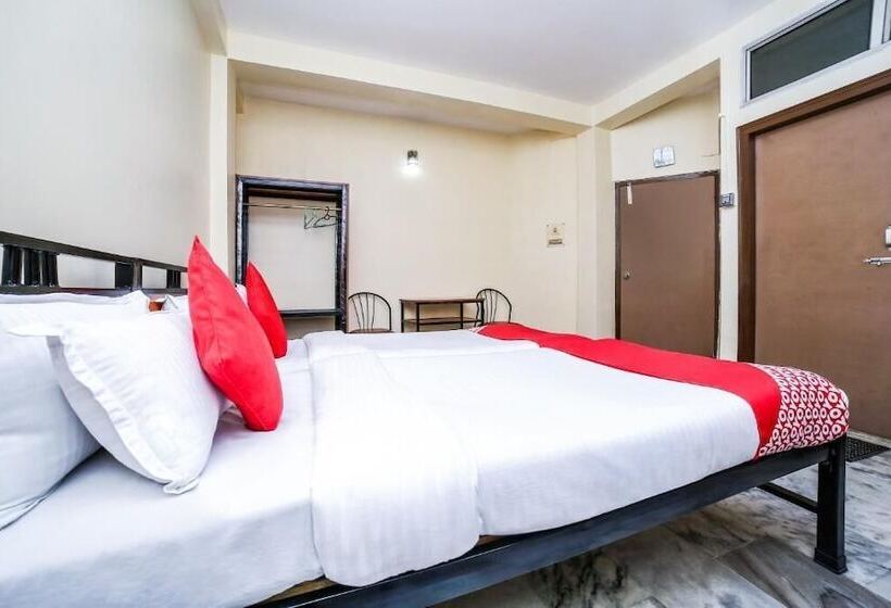 Отель Uttam Guest House