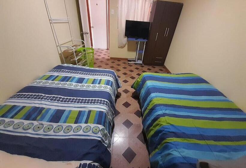 Пансион Hostal Miramar En Pleno Centro De Pozo Almonte