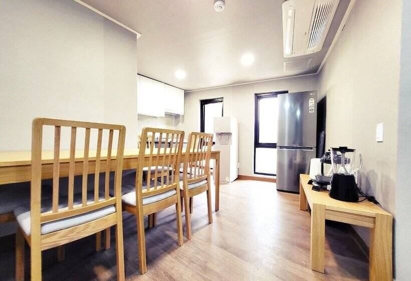 ペンション J.hill House