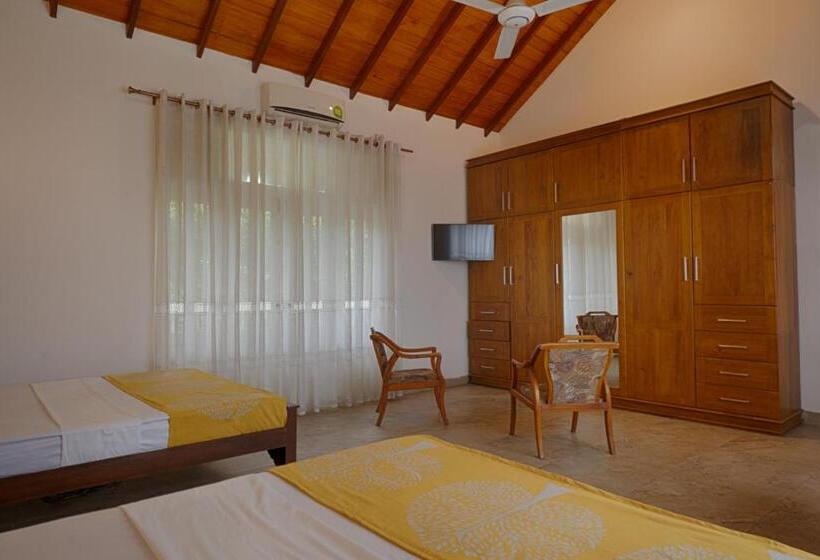 بنسيون Kandyan Mount Mirror Boutique Villa