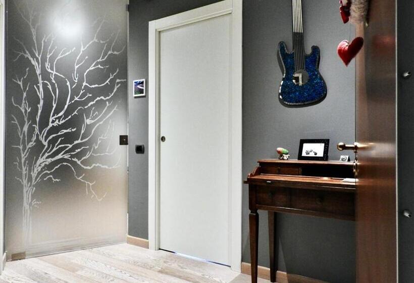 פנסיון Sole Tra I Pini   Foresteria Lombarda