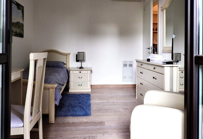 פנסיון Sole Tra I Pini   Foresteria Lombarda