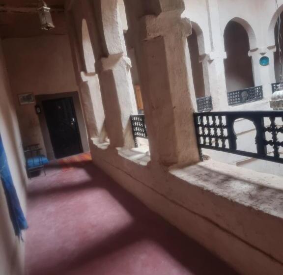 호스텔 Chez Yacob Tamnougalt