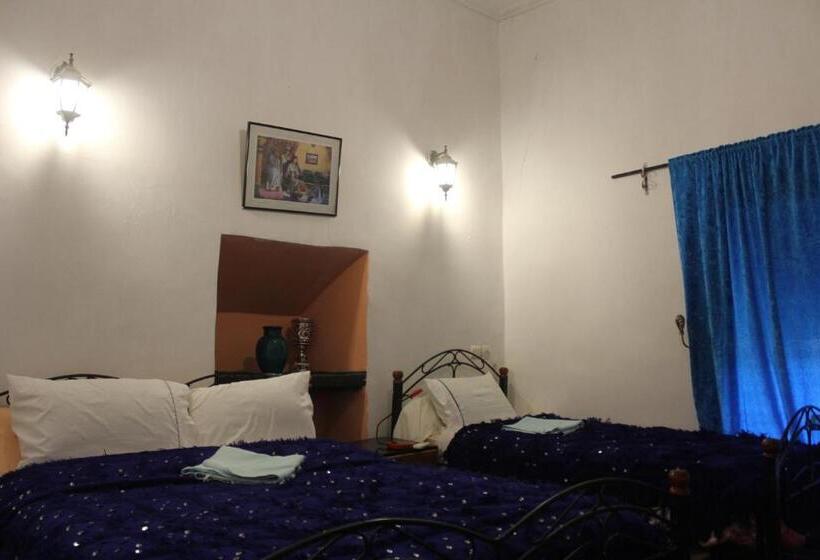 호스텔 Chez Yacob Tamnougalt