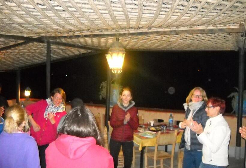 호스텔 Chez Yacob Tamnougalt