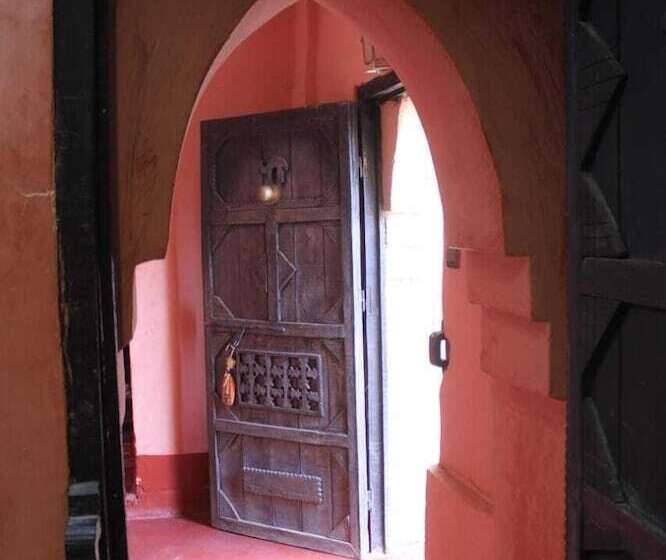 호스텔 Chez Yacob Tamnougalt