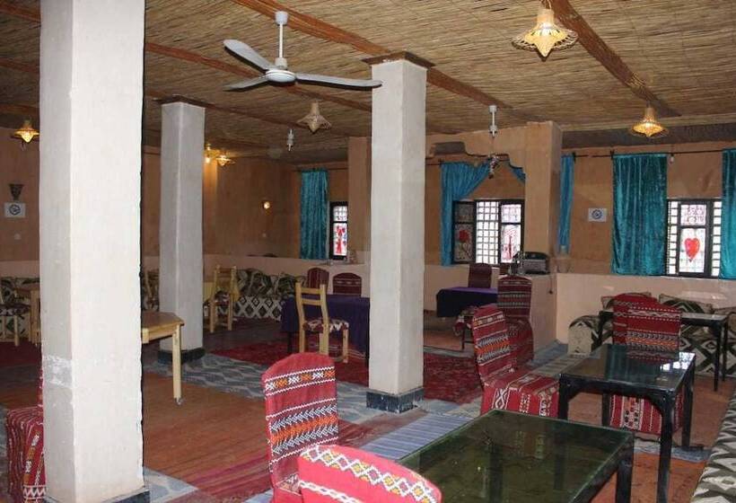 호스텔 Chez Yacob Tamnougalt