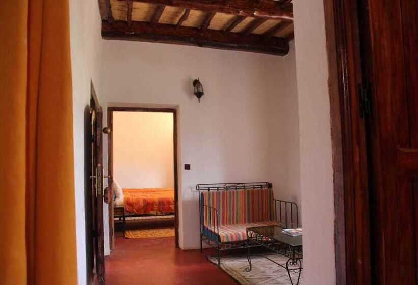 فندق صغير Chez Yacob Tamnougalt