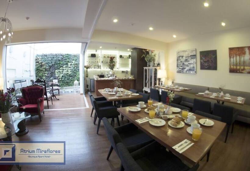 Atrium Miraflores
