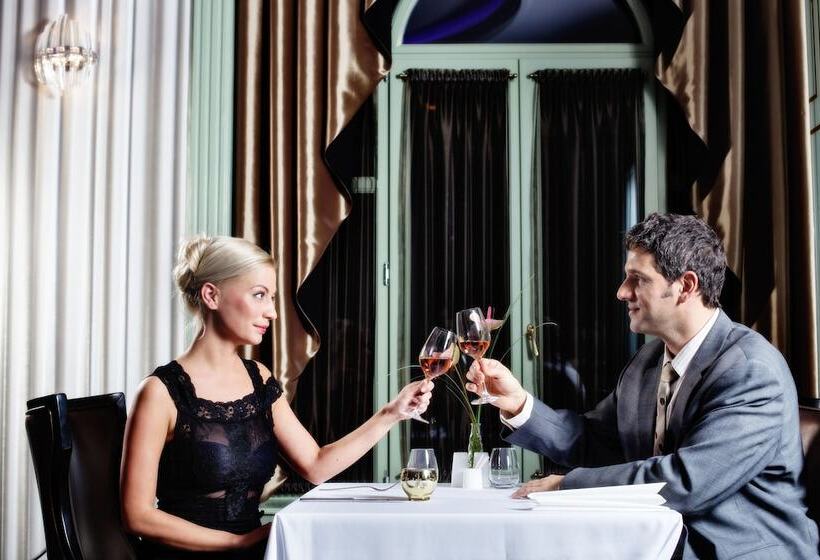 Grand Hotel Glorius Makó