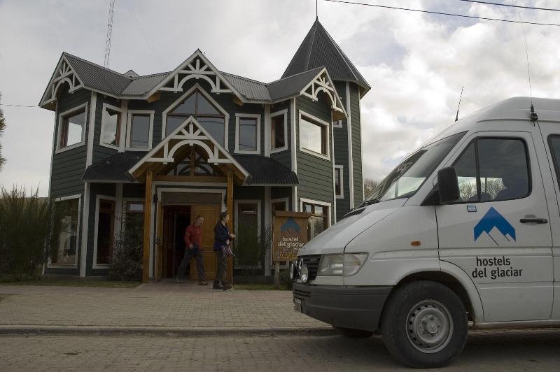 فندق فئة نجمة واحدة Del Glaciar Libertador