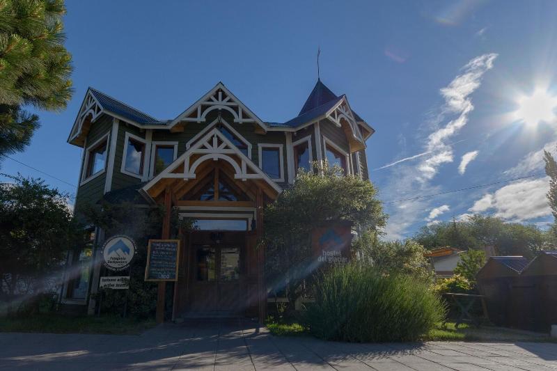 فندق فئة نجمة واحدة Del Glaciar Libertador