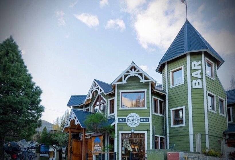 فندق فئة نجمة واحدة Del Glaciar Libertador