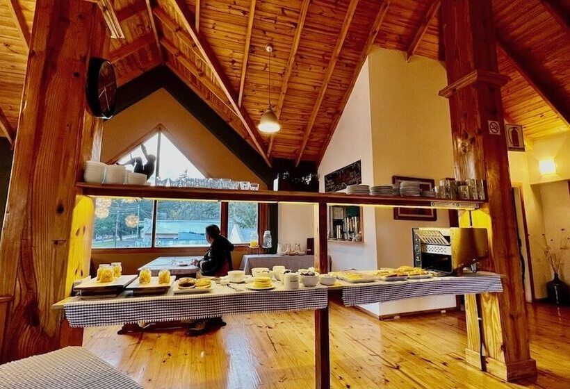 فندق فئة نجمة واحدة Del Glaciar Libertador