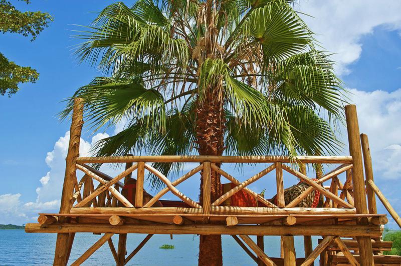 هتل 2 Friends Beach