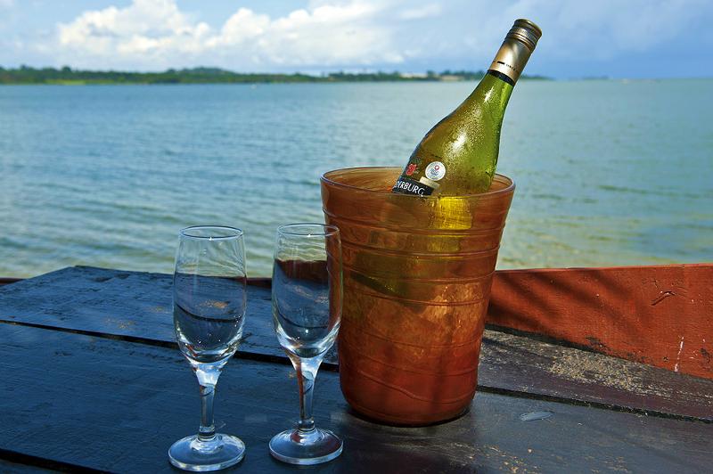 هتل 2 Friends Beach