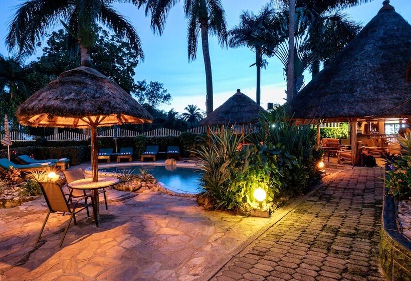 هتل 2 Friends Beach