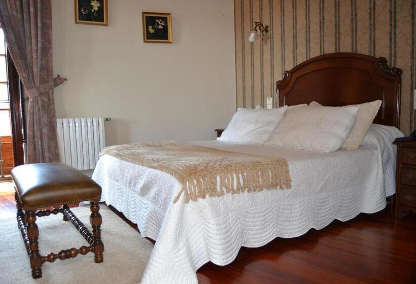 فندق A Torre Do Xudeu