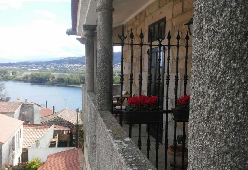 فندق A Torre Do Xudeu